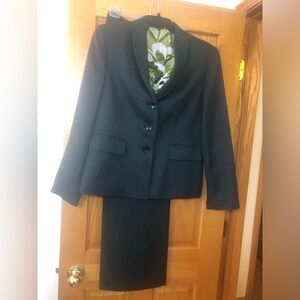 Evan Picone Dark Green Tweed Women's Pants Suit